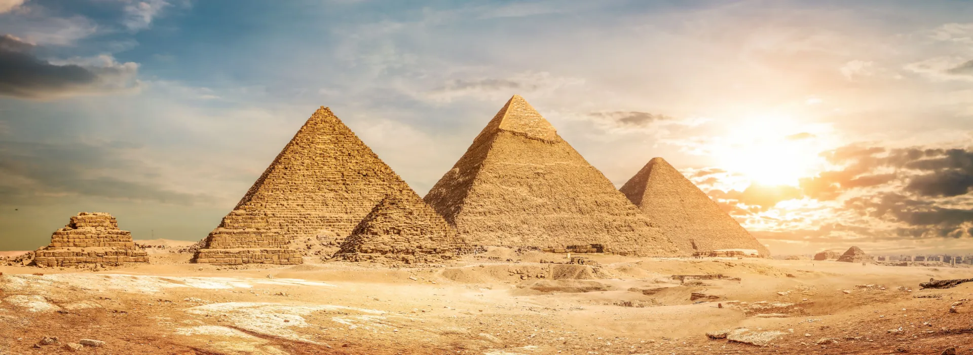 Egypt Voyage Through Sands And Sea